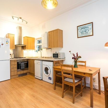 New Stylish 1 Bedroom Flat With Garden Лондон Экстерьер фото