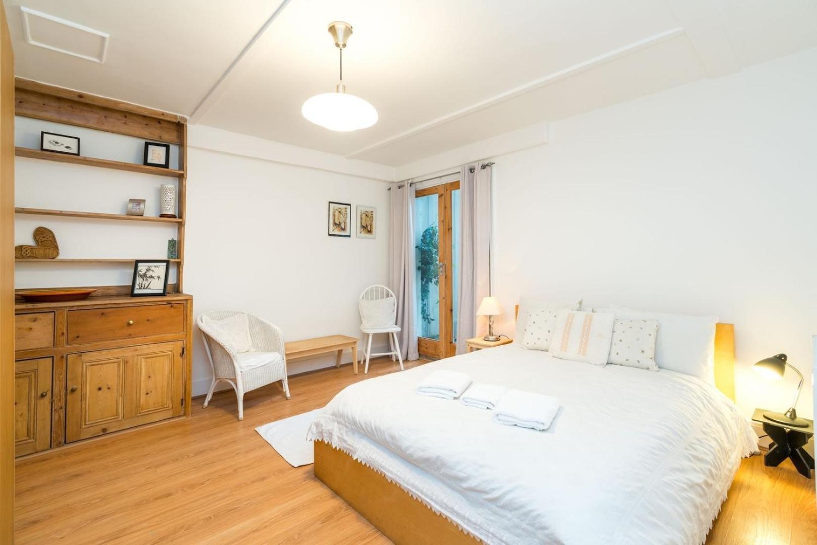 New Stylish 1 Bedroom Flat With Garden Лондон Экстерьер фото
